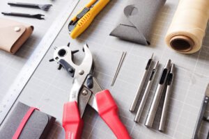 Guarnicionería: Herramientas y materiales esenciales para trabajar