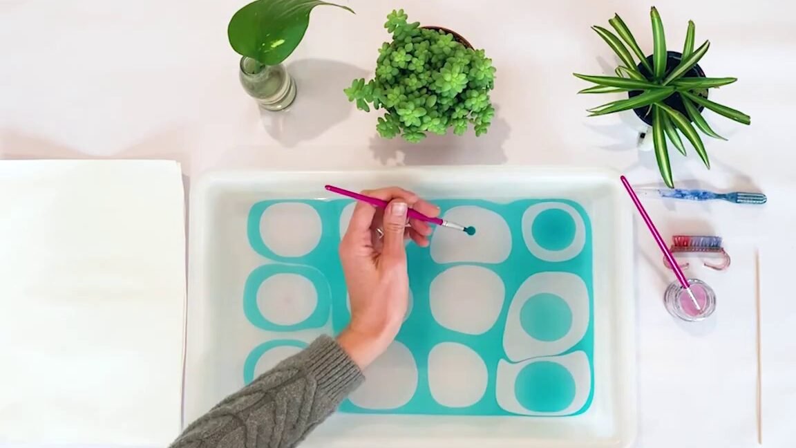 En este momento estás viendo Tutorial: Cómo hacer papel marmoleado paso a paso